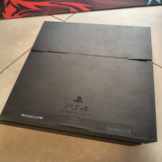 PS4 Fat + 3 Controller + Cavo 8K e Accessori XL