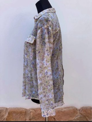 Blusa Pull&Bear floral
