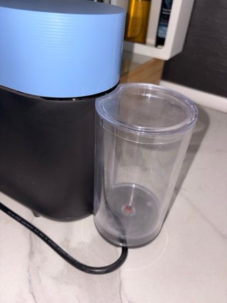 Cafetera Nespresso Vertuo Azul