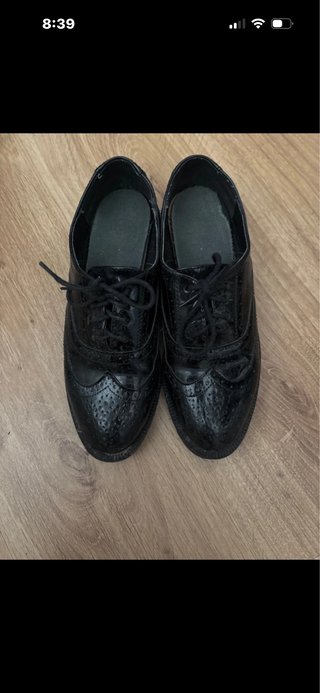 Zapatos negros de vestir