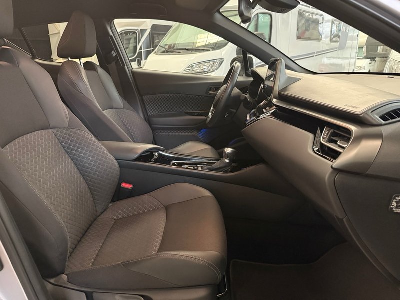 Toyota C-HR 2023, foto 19