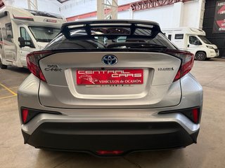Toyota C-HR 2023