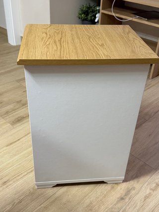 Mesa auxiliar SKRUVBY blanco y madera