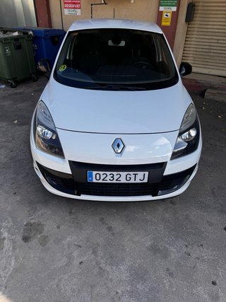 Renault Scenic 2011