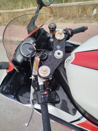 Yamaha R6