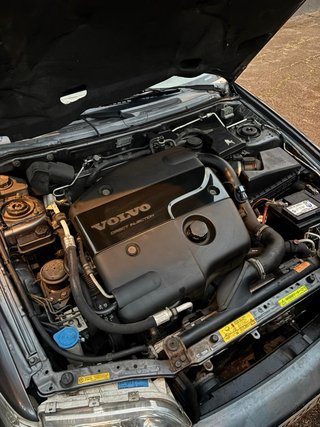 AVERIADO Volvo V40 2002