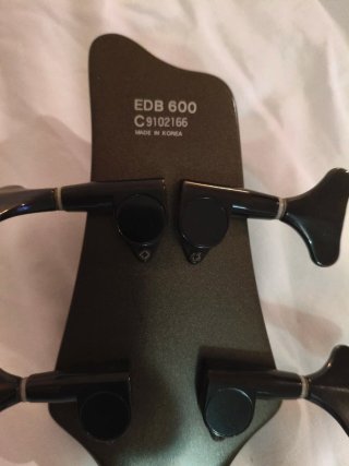 Bajo Eléctrico Ibanez EDB600 4 Cuerdas Negro