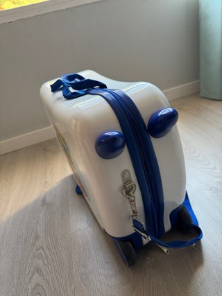 Maleta infantil con ruedas similar a Trunki