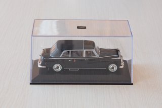 Mercedes-Benz 300d Landaulet Vaticano 1/43