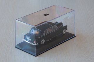 Mercedes-Benz 300d Landaulet Vaticano 1/43