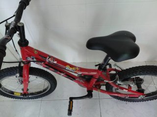 Bicicleta BMX Infantil Roja