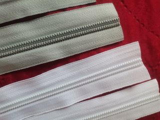 Set cerniere sartoria nere e bianche e grigie