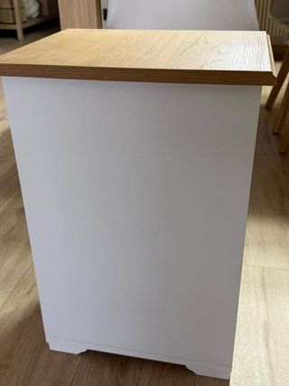 Mesita auxiliar SKRUVBY IKEA blanco y madera