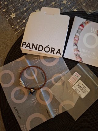 Pulsera Pandora Piel Charm Scream Negra