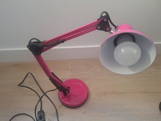 Lámpara flexo estudio rosa