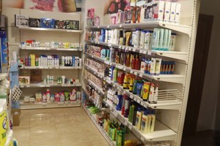 Mobiliario completo de tienda