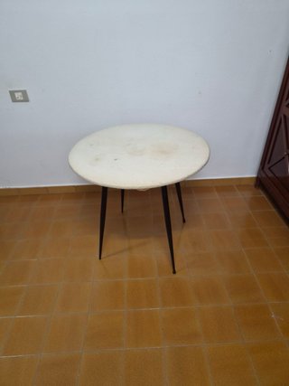 Mesa redonda metal blanca