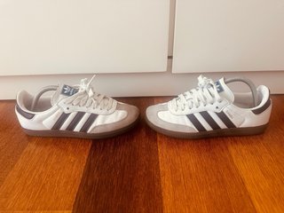 Adidas Samba Blancas y Grises