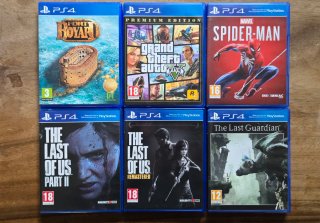 PS4 Pro 1TB + 2 DualShock + 15 Juegos + Bolsa