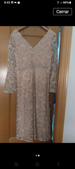 Vestido de fiesta beige y rosa