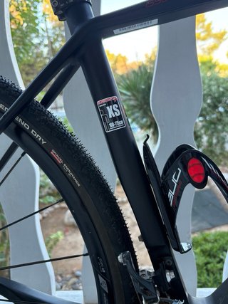 Bicicleta Gravel X-Road Issue Negra
