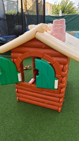 Casita de jardín infantil