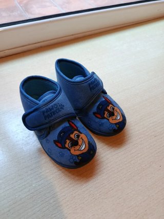 Lote 5 pares calzado barefoot infantil T.24
