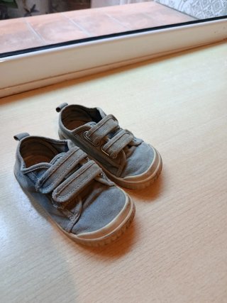 Lote 5 pares calzado barefoot infantil T.24