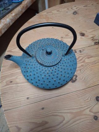 Tetera de hierro fundido estilo japonés