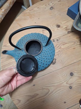 Tetera de hierro fundido estilo japonés