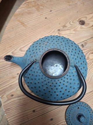 Tetera de hierro fundido estilo japonés