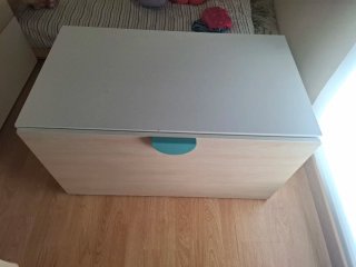 Baúl Juguetes IKEA SMASTAD 90x50x50