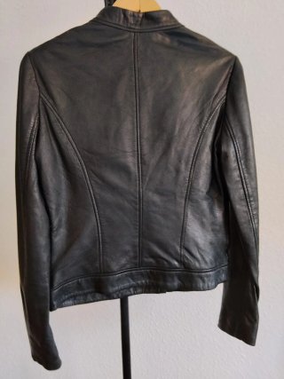 Chaqueta cuero Mango negra