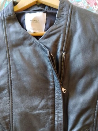 Chaqueta cuero Mango negra