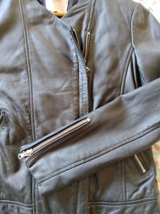 Chaqueta cuero Mango negra
