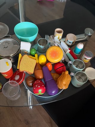 Cocinita infantil de madera con accesorios