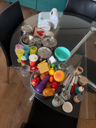 Cocinita infantil de madera con accesorios