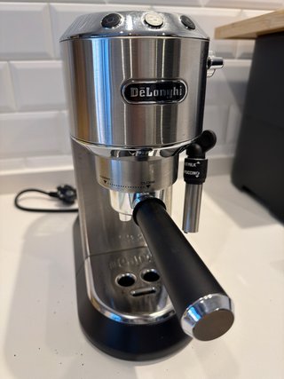 Cafetera DeLonghi Acero Inoxidable