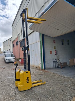 Apilador Yale MS10 3430mm 1000kg