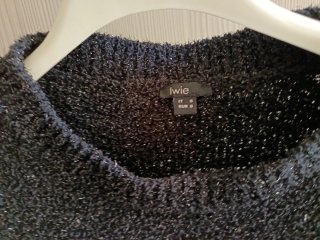 Maglione nero con luccichini