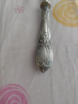 Cucharón antiguo de plata