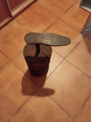 Horma para zapatos de madera y metal