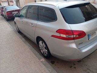 Peugeot 308 2016