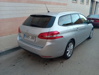 Peugeot 308 2016