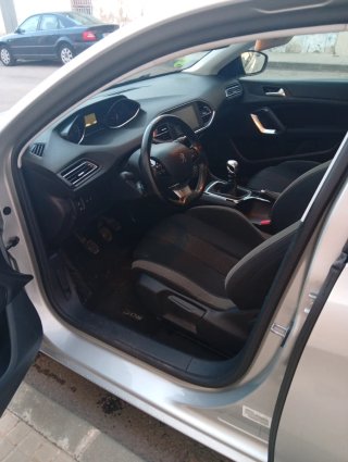 Peugeot 308 2016