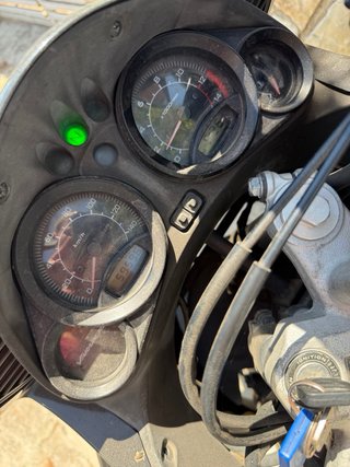 Honda Varadero 125 Adventure Negra