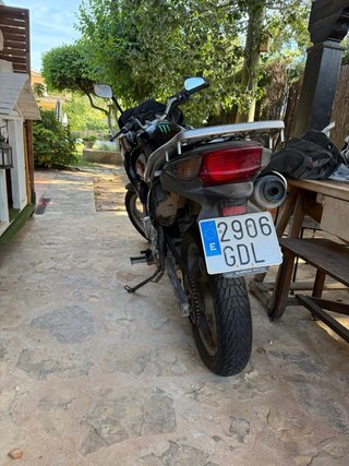 Honda Varadero 125 Adventure Negra
