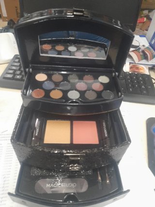 Maletín Infantil Maquillaje Magic Studio Negro