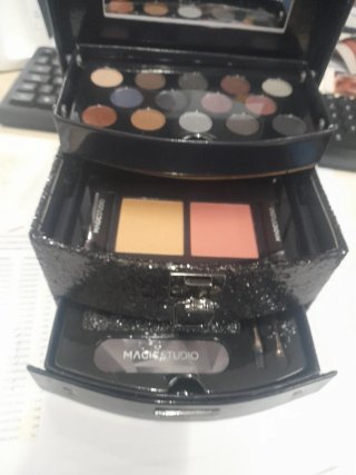 Maletín Infantil Maquillaje Magic Studio Negro