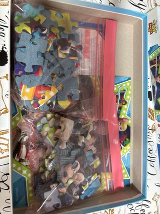 2 Puzzles Toy Story y Paw Pat infantiles